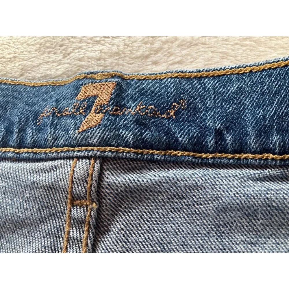 7 For all Mankind Women Sz.27 Denim Jean Shorts Hot pants Button fly  Distressed - Picture 4 of 11
